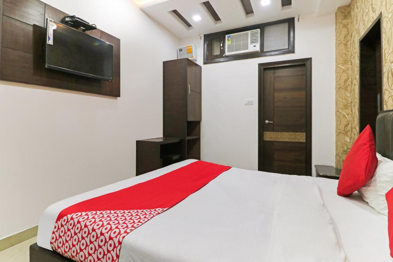 Hotel Oyo 48489 Adarsh Plaza Saháranpur Exteriér fotografie